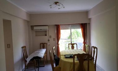 Departamento 2 Dormitorios con amplio Balcón al Frente