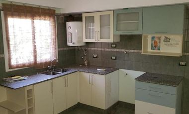 Departamento 2 Dormitorios con amplio Balcón al Frente
