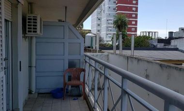 Departamento 2 Dormitorios con amplio Balcón al Frente