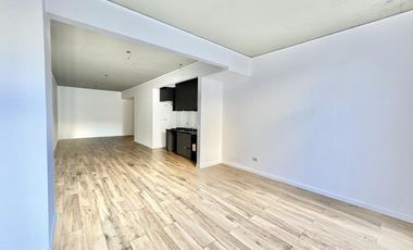 Monoambiente con patio en PLANTA BAJA En VENTA!