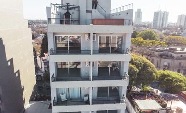 Monoambiente con patio en PLANTA BAJA En VENTA!