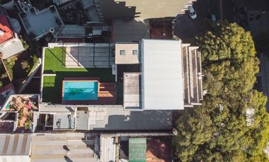 Monoambiente con patio en PLANTA BAJA En VENTA!