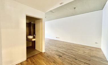 Monoambiente con patio en PLANTA BAJA En VENTA!