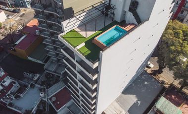 Monoambiente con patio en PLANTA BAJA En VENTA!