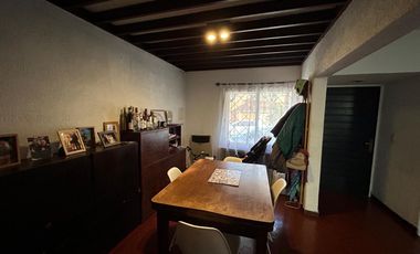 Amplio duplex de 148 m2, 1 cuadra de Dardo Rocha y Av Santa Fe, patio y amplia terraza c/parrilla