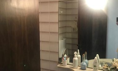 Amplio duplex de 148 m2, 1 cuadra de Dardo Rocha y Av Santa Fe, patio y amplia terraza c/parrilla