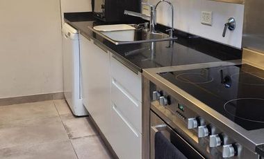 Casa 4 ambientes con pileta climatiza en venta - Quilmes residencial
