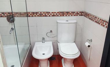 Casa 4 ambientes con pileta climatiza en venta - Quilmes residencial