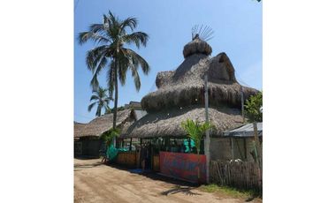 Hotel en venta en Palomino cerca del mar 001J