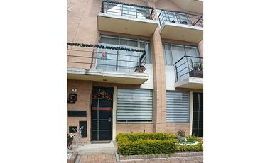 VENTA CASA MOSQUERA CONJ EL DIAMANTE, 155 M2.GARAJES 2