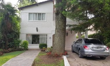 CASA EN VENTA EN COUNTRY MASCHWITZ CLUB - MAROTO PROPIEDADES