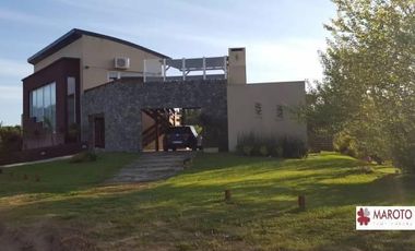 Costa Esmeralda - Casa en venta en barrio Maritimo