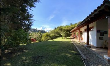 Finca Independiente Via San Antonio (Rionegro)