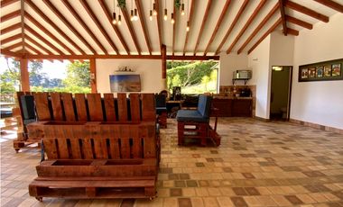 Finca Independiente Via San Antonio (Rionegro)