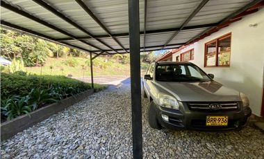 Finca Independiente Via San Antonio (Rionegro)