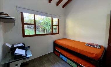 Finca Independiente Via San Antonio (Rionegro)