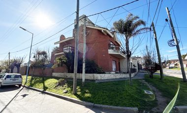 Casa - Centrica - Belen de Escobar - Hipolito Yrigoyen 985