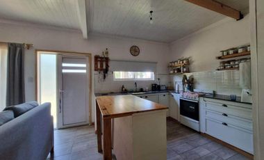 Casa en venta - 2 Dormitorios 1 Baño - Cocheras - 500Mts2 - Safocarda, Junín