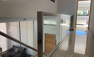 Casa en venta en Saint Thomas Este, Canning