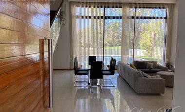 Casa en venta en Saint Thomas Este, Canning