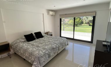 Casa en venta en Saint Thomas Este, Canning