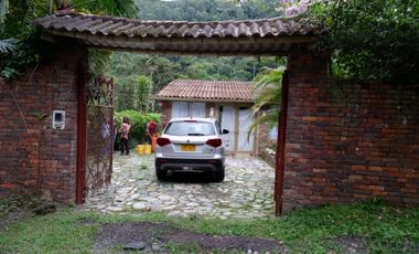 Finca en venta 600 metros San Juan de la Vega