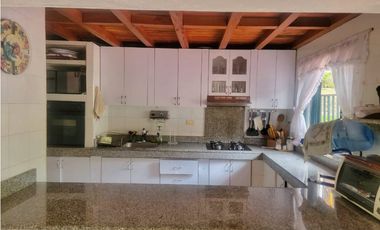 Maat vende casa condominio - Villeta 2.480m2 $1.750Millones