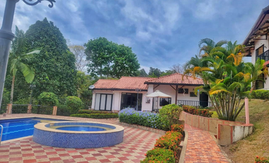 Maat vende casa condominio - Villeta 2.480m2 $1.750Millones