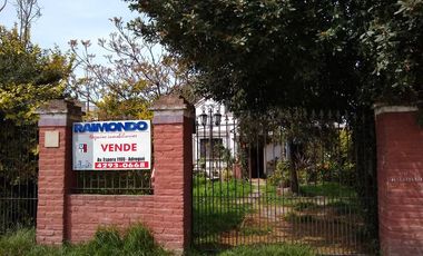 CASA SOBRE CALLE PRINCIPAL - MINISTRO RIVADAVIA