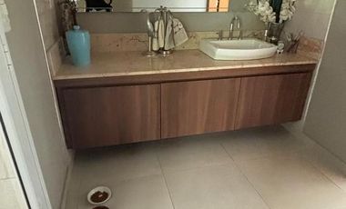 Casa en en barrio cerrado Los Olivos