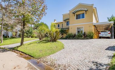 CASA EN VENTA EN BARRIO SEPTIEMBRE –MAROTO PROPIEDADES-
