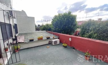 Venta casa 5 ambientes con patio con parrilla y terraza en Wilde (30667)