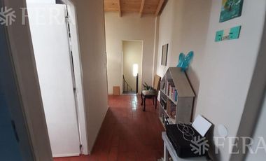 Venta casa 5 ambientes con patio con parrilla y terraza en Wilde (30667)