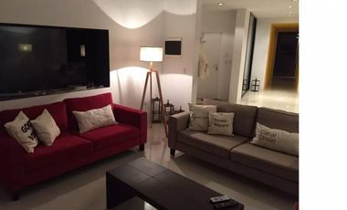 Costa Esmeralda - Casa en venta en barrio ecuestre