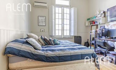 Casa tipo chalet inglés en José Marmol - IMPECABLE