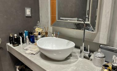 Casa con Piscina en Barrio Parque Las Picadas