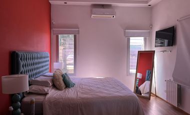 Casa con Piscina en Barrio Parque Las Picadas