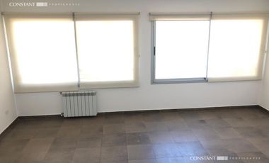 Departamento en venta 2 dormitorios, doble cochera en La Plata