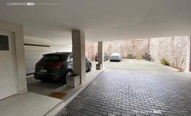Departamento en venta 2 dormitorios, doble cochera en La Plata