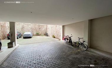 Departamento en venta 2 dormitorios, doble cochera en La Plata