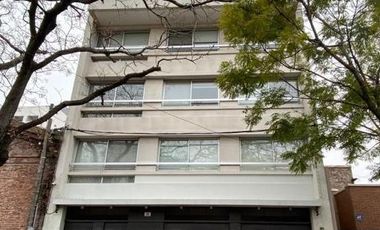Departamento en venta 2 dormitorios, doble cochera en La Plata