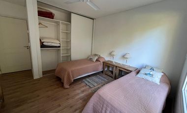 Casa en alquiler temporal  Diciembre  / Febrero 2025 y venta Costa Esmeralda Barrio Deportiva 9545