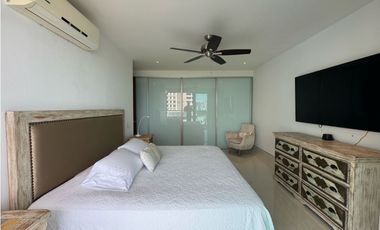 IMPONENTE APARTAMENTO EN PRIMERA LINEA PLAYA