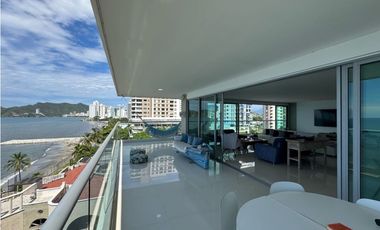 IMPONENTE APARTAMENTO EN PRIMERA LINEA PLAYA