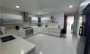 Apartamentazo en Playa Salguero