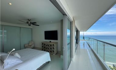 IMPONENTE APARTAMENTO EN PRIMERA LINEA PLAYA