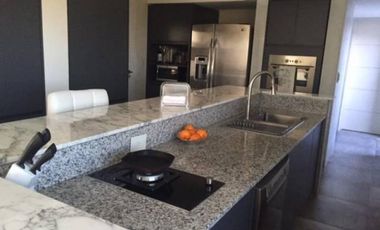 CASA EN VENTA EN BARRIO EL CANTON  – MAROTO PROPIEDADES
