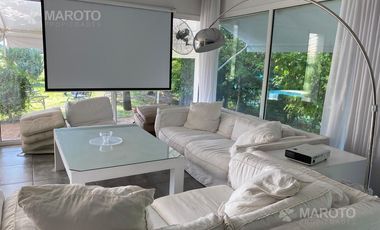 CASA EN VENTA EN BARRIO EL CANTON  – MAROTO PROPIEDADES