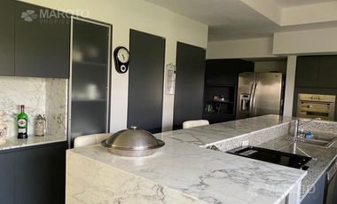 CASA EN VENTA EN BARRIO EL CANTON  – MAROTO PROPIEDADES