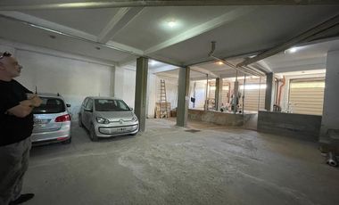 Venta Depto céntrico 2 dorm. c/ cochera, Neuquén